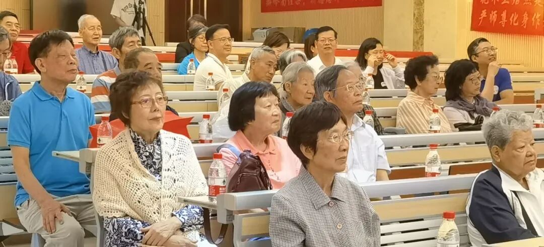 七年滋养,同谱关爱