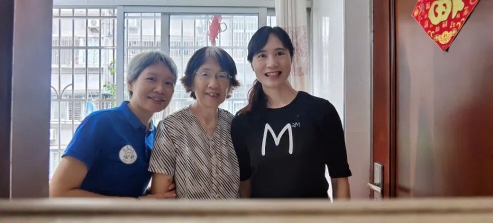 愿天下桃李,不忘师恩!