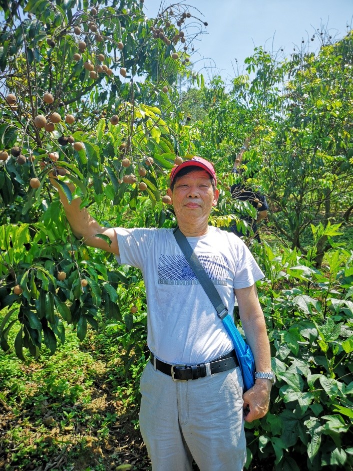 紫荆关爱敬老活动记 ——许剑雄老师文
