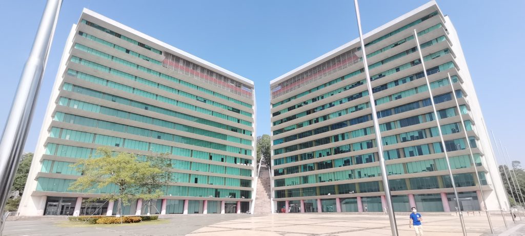 感师恩，行珠海，桃李芬芳处处闻